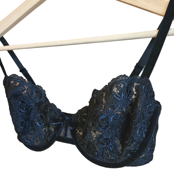 Victoria's Secret Very Sexy Push Up Without Padding Lace Black Women's Size 34D - Picture 2 of 8